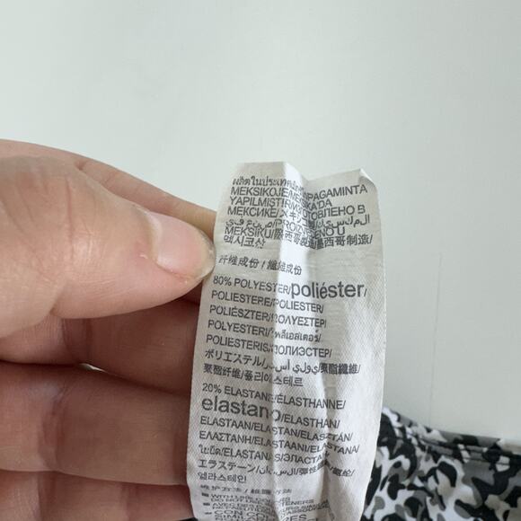 Under Armour Leggings Womens Medium‎ Black Camo Athletic HeatGear Compression - Picture 5 of 9